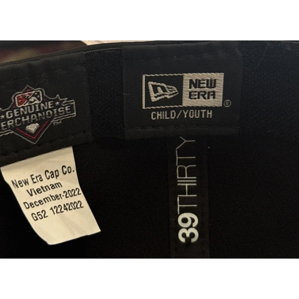 New Era 39THIRTY Flexfit Youth Baseball‎ Cap Black Red Woodpecker Logo